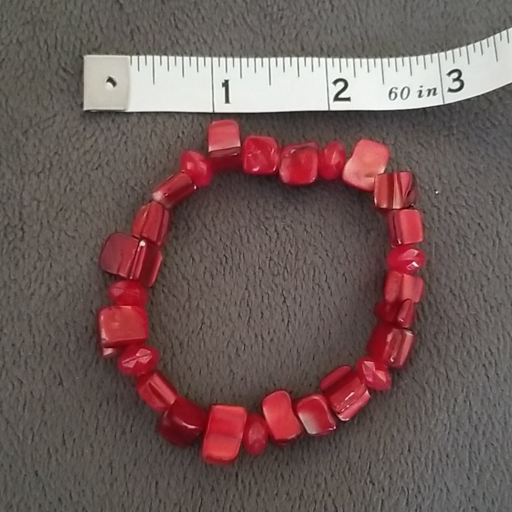 Elastic Red Bead Bracelet - Picture 4 of 5